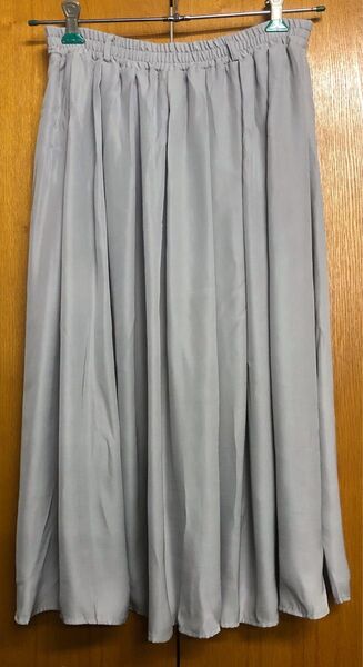 レディース★ikka★フレアースカート M ライトグレー 中古品