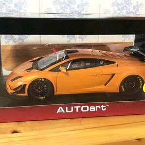 AUTOart ベストプライス 1/18 ランボルギーニ ガヤルド GT3 FL2 2013 メタリックオレンジ 完成品 38575の画像1