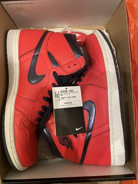 AIR JORDAN 1 RETRO HIGH OG DAVID LETTERMAN 555088-606 （ライトクリムゾン/ユニバーシティブルー/ホワイト/ミッドナイトネイビー）