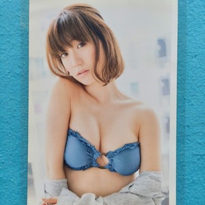 【NEW】ラミネート加工厚手 業務用 R1752 大島優子 5p 切り抜き サイズ A4