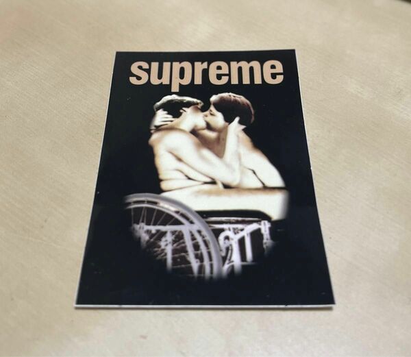 【ノベルティ】Supreme 23ss Kiss ステッカー Tee sticker