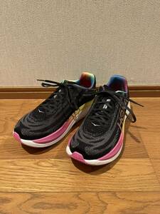 HOKA ONEONE