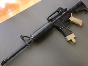 東京マルイ　次世代電動ガン　M4A1 SOCOM CARBINE　オプションパーツ付き　ジャンク品