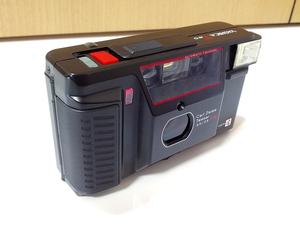 【 ジャンク 】 KYOCERA YASHICA T AF-D 35mm Compact Film Camera with Carl Zeiss Tessar 35mm F3.5 京セラ ヤシカ フィルムカメラ