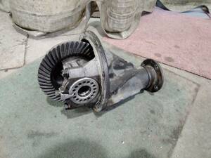  Mitsubishi Minicab Truck van U61T U62T U61V U62V original rear diff 