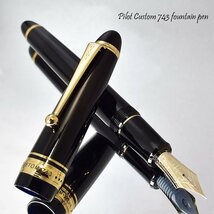 ◆●【PILOT/パイロット】Custom カスタム743 万年筆 ブラック×ゴールド 14金 F細字 プッシュ式コンバーター内蔵 両用式 訳有 1円～/K305*_画像1