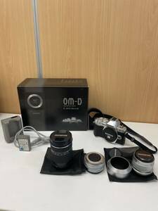 【TM0328】OLYMPUS オリンパス OM-D E-M10 MarkⅢ ミラーレス一眼カメラ ボディ レンズ2個＋別売レンズM.ZUIKO DIGITAL 25mm 1:1.8セット