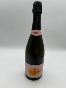 Veuve Clicquot ヴーヴクリコ ロゼ ローズラベル 750ml