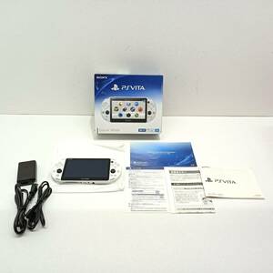 073 A 【中古品】PSVita Playstation Vita PCH-2000　ホワイト　本体【動作確認、初期化済み】