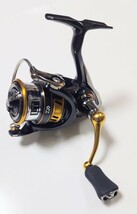 ★★DAIWA ダイワ 18レガリスLT2000S-XH★未使用★送料無料_画像3