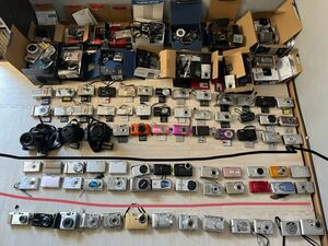 ★送込 1スタ売り切 デジカメ 92個　大量 まとめ セット 検/Canon SONY Nikon Panasonic OLYMPUS PEN FUJIFILM PENTAX CASIO 輸出 転売 