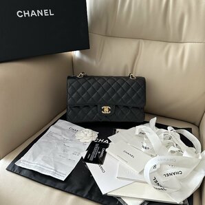 新品未使用 ◆CHANEL シャネル◆ A01112 キャビアスキン ダブルフラップマトラッセ ハンド チェーンショルダーバッグ レディースの画像2