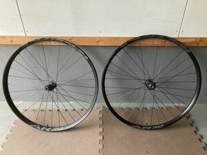 RACE FACE AR30 前後ホイールセット 中古 チューブレスレディバルブ 27.5 シマノフリーHG