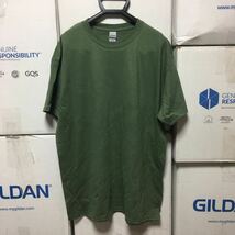 GILDAN ミリタリーグリーン M サイズ 深緑 ダークグリーン 半袖無地Tシャツ ポケット無し 6.0oz ギルダン オリーブ サバゲー サバイバル☆_画像1