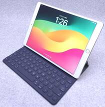 Apple iPad 9.7インチ用 Smart Keyboard_画像1