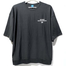 特価/未使用【サイズ=5L(4XL)】Disney/Mickey/ディズニー/ミッキー/メンズ/半袖/プルオーバー/胸囲=116～124cm/charcoal_画像3