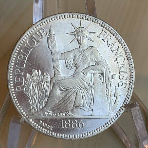 WX1346記念メダル フランス領インド 1886年 豊谷の女神 外国硬貨 貿易銀 海外古銭 コレクションコイン 重さ約26g