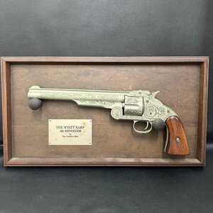 1円　壁掛け　オブジェ　フランクリンミント　THE WYATT EARP.44 REVOLVER　