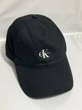 美品 Calvin KleinJeans カルバンクラインジーンズ ロゴ キャップ ベースボールキャップ 帽子 ブラック 黒色 サイズフリー（標準約54㎝）_画像1