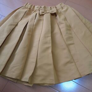 スカート エフオーキッズ140 135~145 キッズスカート新品 山吹色 小学生 お出かけ着 普段着 女子 きれいめおしゃれ子供