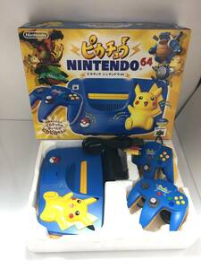 g173803　【中古】NINTENDO64 本体 ピカチュウ ブルー＆イエロー コントローラー２個付 ニンテンドー N64 動作確認済