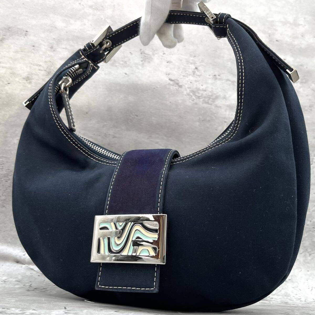激安 希少FENDI フェンディ マンマバケット デニム ショルダーバック 激安 希少FENDI フェンディ マンマバケット デニム ショルダーバック
