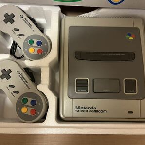 ☆ SFC ☆ スーパーファミコン SHVC-001 動作品 本体 コントローラー 箱破損あり Nintendo 任天堂 送料無料★の画像2