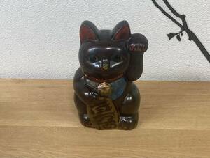 貴重　ブロンズ色招き猫 貯金箱 まねきねこ 昭和レトロ 陶器製 縁起物 黒猫