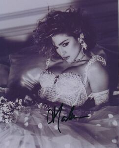 Madonna★直筆サイン写真★証明書COA◆7966