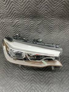 BMW純正品 G30 G31 ヘッドライト 右 5シリーズ ヘッドランプ　6311 7214 964