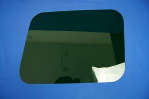 ニッサンクオン用　安全窓グリーン　透明　外窓
