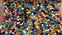 ① レゴ パーツ バラ 1×1 1×2 など 細かなパーツ 大量 クリップ コーン タイル プレート グリッド 大量出品中 同梱可能 正規品_画像1