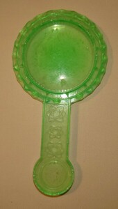  toy. insect glasses plastic green 