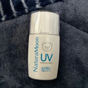 ナチュラムーン アロマ サンプロテクトUV SPF50+ ＰＡ+++ 25ml