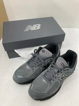 S153[08]S55(靴) 未使用 NewBalance グレー 26.5㎝ US8.5 M200ZREH ニューバランス 3/29出品_画像1