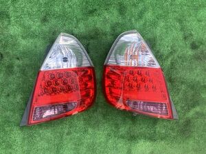 21　ホンダ　フィット GD1 GD2 GD3 GD4　　LED　テールランプ　左右　テールライト　　テールレンズ