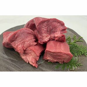 特選 牛タン タン先 ブロック 1㎏ 肉 牛肉 カレー シチュー アヒージョ 煮込み スープの画像1