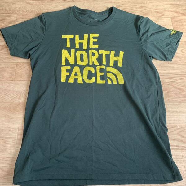 送料無料！美品！　THE NORTH FACE ノースフェイス　半袖Tシャツ　メンズLサイズ グリーン