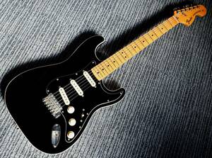 FENDER JAPANストラトネックとFENDER AERODYNEボディのコンポーネント