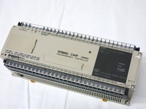 03K209 OMRON オムロン プログラマブルコントローラ [SYSMAC C40P] 完全ジャンク扱い ダメージ多数 部品取りなどに