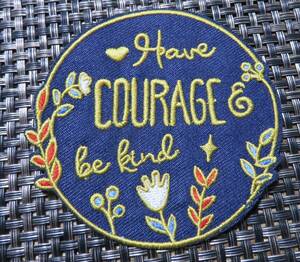  紺金HCBK姫言葉■新品シンデレラ　母親　《Have Courage and be Kind》『勇気と優しさを持って』 刺繍ワッペン◆映画ムービー アニメ 音楽