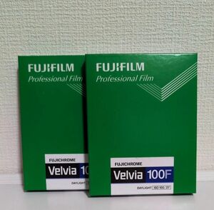 ラスト　　FUJIFILM リバーサルフィルム Velvia 100F シート 20枚