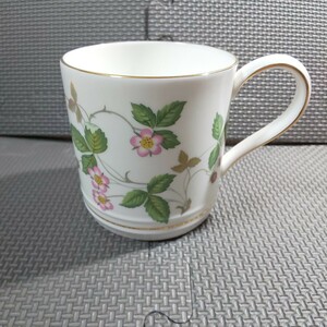 ウェッジウッド「ワイルドストロベリー マグカップ 1個」 WEDGWOOD タンカード