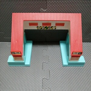  Plarail [. line .]* one part . lack equipped ...... red roof station station 