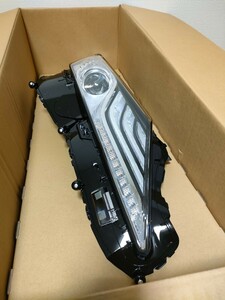 （新品未使用） カムリ 70 中期 後期 純正 LED ヘッドライト 右 運転席側 81145-33E72 刻印→H koito 33-275 