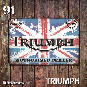 91 ブリキ看板 20×30㎝ TRIUMPH トライアンフ ガレージ スチール アンティーク アメリカンインテリア 世田谷ベース