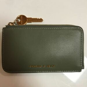 CHARLES & KEITH コインケース カードケース　ミニウォレット　レザー　グレー　メンズ　レディース　ブランド　チャールズアンドキース