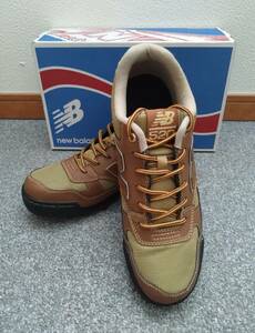 ニューバランス new balance　H520 DA (EE) ダークサンド　ＵＳ８.５　２６.５ｃｍ　未着用品