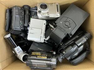 フィルムカメラ大量セット カメラ ボディ レンズ その他アクセサリーなどまとめ ジャンク D400