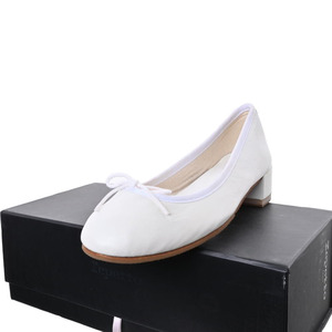 美品 repetto Camille レザー フラットシューズ 36 ホワイト レペット KL4BPLHU32